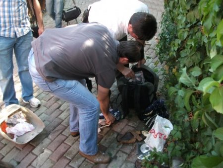 Konsolosluk Yakınında Şüpheli Çanta Paniği