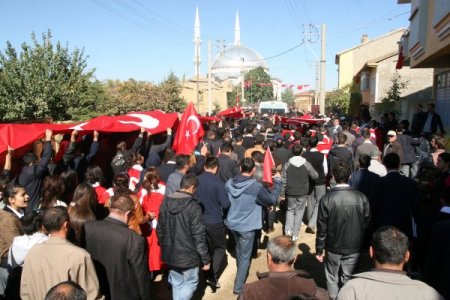 Konya, Şehit Astsubay Geçer'i Son Yolculuğuna Dua Ve Gözyaşlarıyla Uğurladı