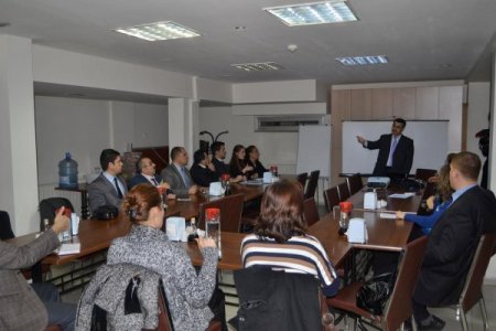 Konya Halk Sağlığı Müdürlüğü çalışanları işaret dili öğreniyor