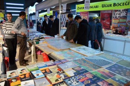 Konya Kitap Günleri'ne kitapseverler akın ediyor