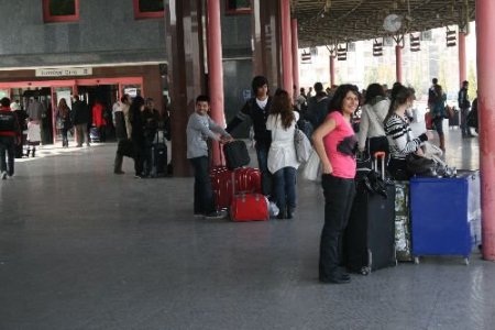 Konya Otobüs Terminali'nde Bayram Yoğunluğu Yaşanıyor