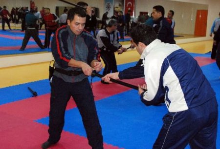 Konya Polisi, Suçluları Uzakdoğu Sporlarıyla Etkisiz Hale Getirecek