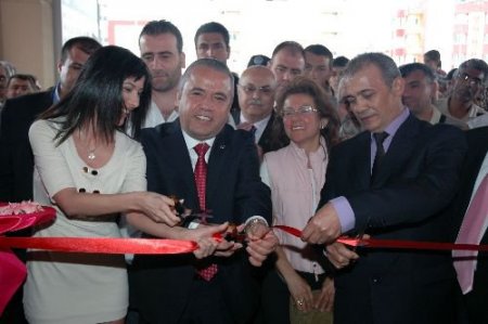 Konyaaltı'nın Yeni Alışveriş Merkezi Antmerkez Açıldı