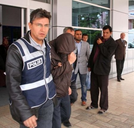 Konya'da El Kaide Operasyonu: 2 Kişi Gözaltına Alındı