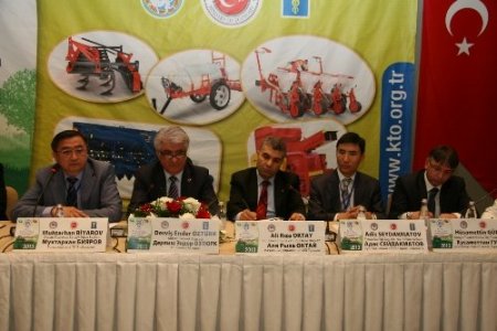 Konyalı işadamları Kazakistan’a çıkarma yaptı