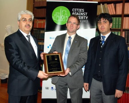 Konya’nın Sosyal Kart’ı Dublin’de dünyaya örnek gösterildi