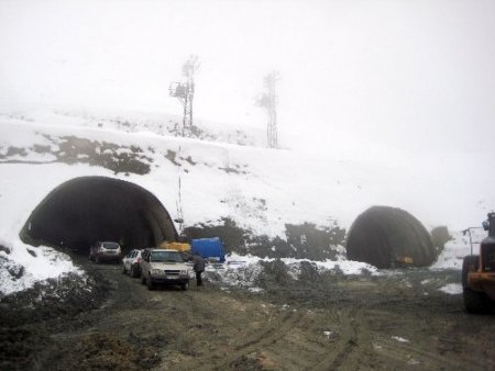 Kop ve Dallıkavak tünel çalışmaları ilerliyor