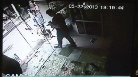 Köpek hırsızları kamerada