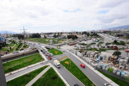 Köprü, esnafı mutlu etti