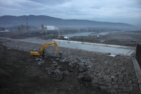 Köprü faciasında bulunamayan 5 kişi için aramalar devam ediyor