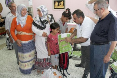 Köprü Yardımlaşma Derneği'nden ihtiyaç sahiplerine eğitim desteği