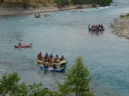 Köprülü Kanyon'da bu sezon 900 bin yerli ve yabancı turist rafting yaptı