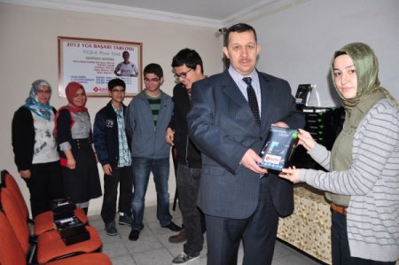 Körfez Dershanesi'nden erken kayıt yaptırana tablet bilgisayar