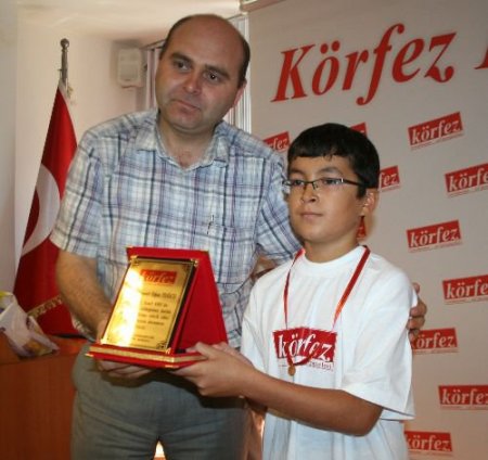 Körfez'den Sbs'de Dereceye Giren Öğrencilere Ödül