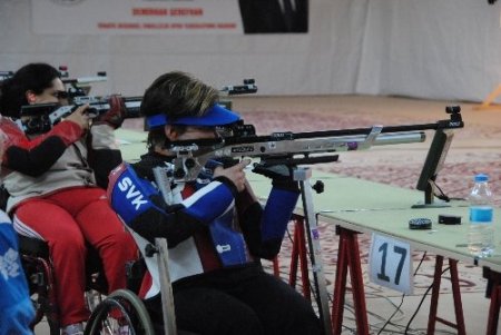 Korhan Yamaç, IPC 2013 Atıcılık Dünya Kupası tabanca atışında birinci oldu