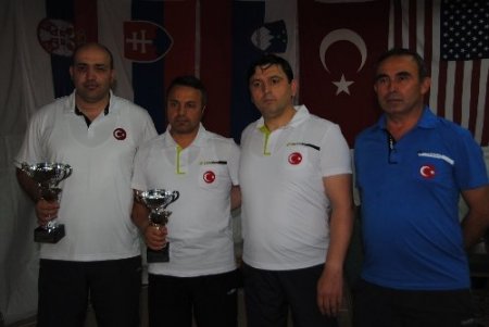 Korhan Yamaç, IPC 2013 Atıcılık Dünya Kupası tabanca atışında birinci oldu