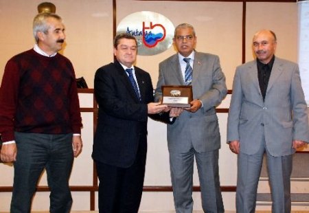 Kosgeb Kredilerinden Antalya'ya 5 Milyon Liralık Pay