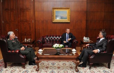 Köşk'teki Üçlü Zirvenin Fotoğrafları Yayınlandı