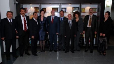 Kosova Heyeti, Denizlili İşadamlarını Yatırım Yapmaya Davet Etti