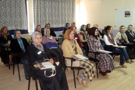 Köy lisesi 'Anne Üniversitesi' projesi başlattı