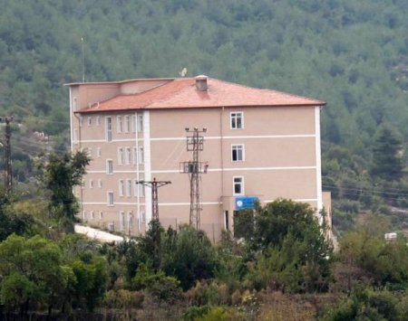 Köy okulu kolejleri aratmıyor