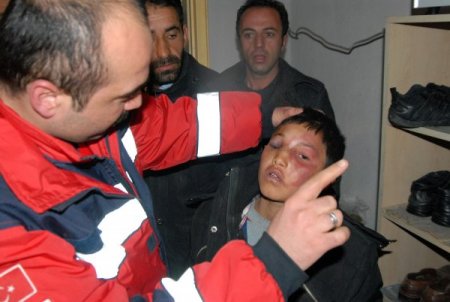 Köyde mahsur kalan 3 hastanın imdadına UMKE koştu