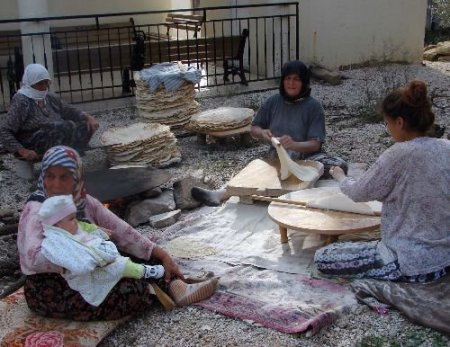 Köylerde İmece Usulü Yapılan İşler, Toplumsal Kaynaşmayı Sağlıyor