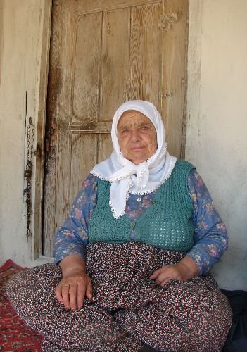 Köylerinin Tanıtımını 40 Yıldır Boş Beşik Filmiyle Yapıyor