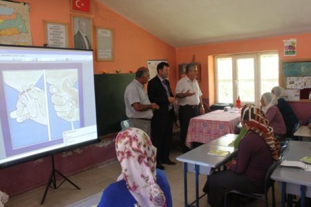 Köylü Kadınlar İçin Büyükbaş Hayvan Bakım Kursu Açıldı