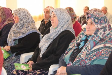 Köylü kadınlara kadına yönelik şiddet anlatıldı