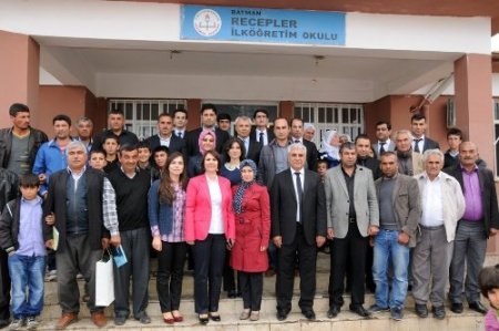 Köylüler bilgi yarışmasında kıyasıya mücadele etti