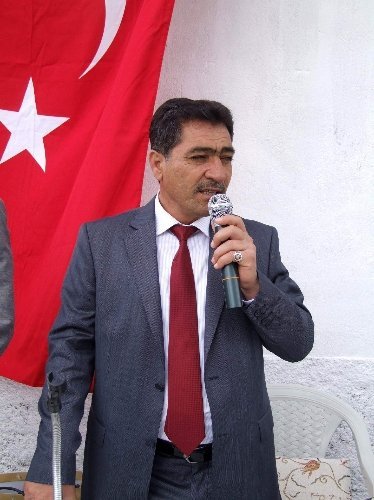 Köylüler Nisan ayının yağmurlu geçmesinden dolayı şükür duasına çıktı