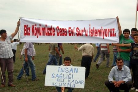 Köylülerden Cezaevi Tepkisi