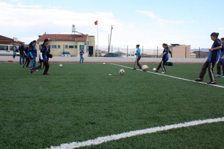 Köyün kızları, futbolda Kırıkkale’yi temsil edecek