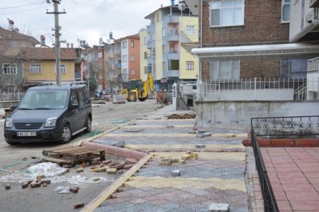 Koyunoğlu Mahallesi'nin altyapısı yenileniyor