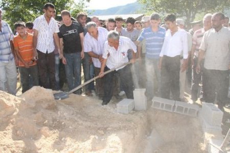 Kozan, Şehidini Gözyaşları Arasında Toprağa Verdi