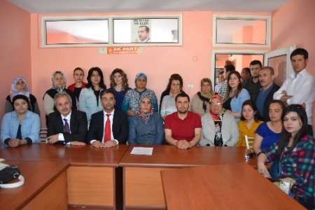 Kozan AK Parti kadın kolları başkanına fiili ve sözlü saldırıya kınama