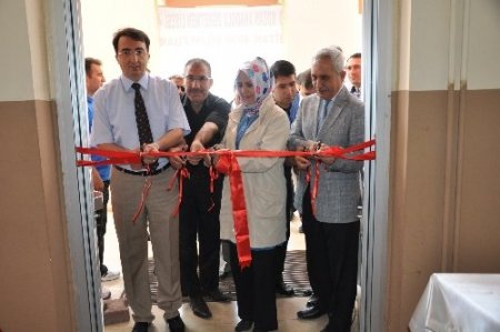 Kozan Anadolu Öğretmen Lisesi'nde bilim fuarı