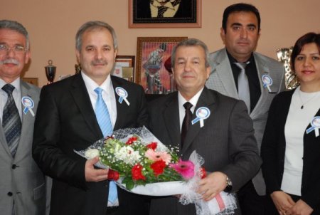 Kozan Vergi Dairesi Müdür Vekili, Başkan Özgan'ı ziyaret etti