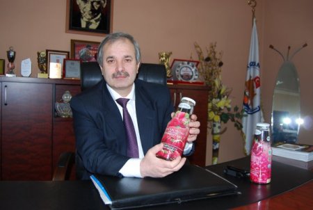 Kozan’a Meyve Suyu Fabrikası Kurulacak