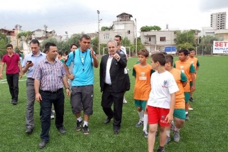 Kozan'da 170 öğrenci spor eğitimini tamamladı
