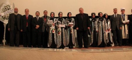 Kozan'da Hafızlar Taçlandı