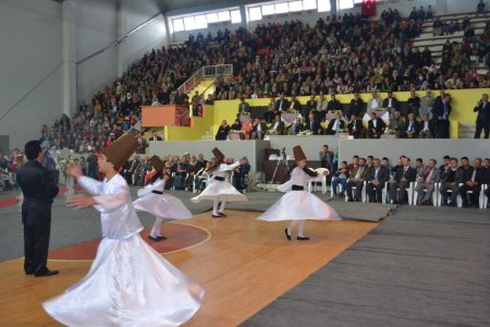 Kozan'da hafızlar taçlandı