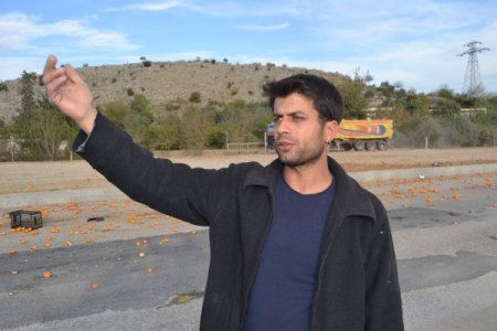 Kozan’da iki kamyonet çarpıştı: 3 yaralı