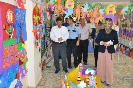 Kozanlı minikler yıl sonu sergisi açtı