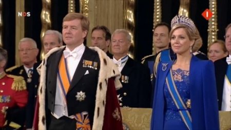 Kral Willem-Alexander kilisede yemin etti