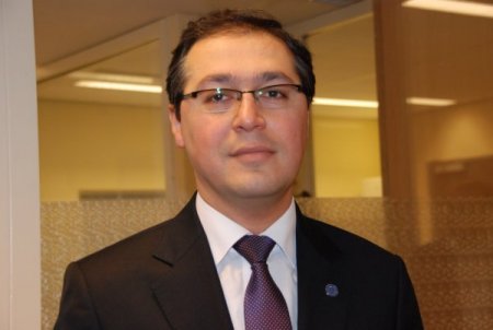 Kraliçe tahtı bıraktı, Türkleri üzdü