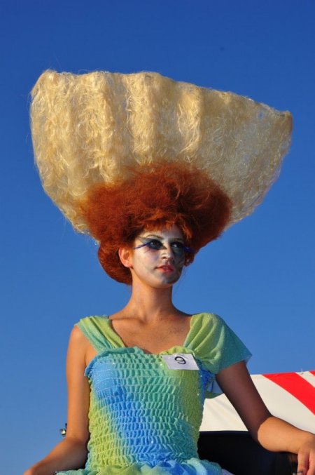 Kuaförler Engellilerin Saçını, Sorunlara Dikkat Çekmek İçin Tasarladı