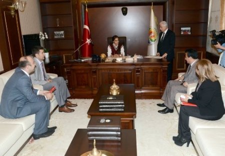 Küçük başkan, okulunun eksiklerinin giderilmesi talimatını verdi