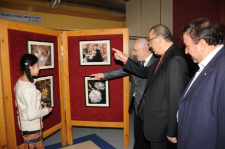 Küçük Dilan’nın objektifinden Gazzeli çocuklara destek